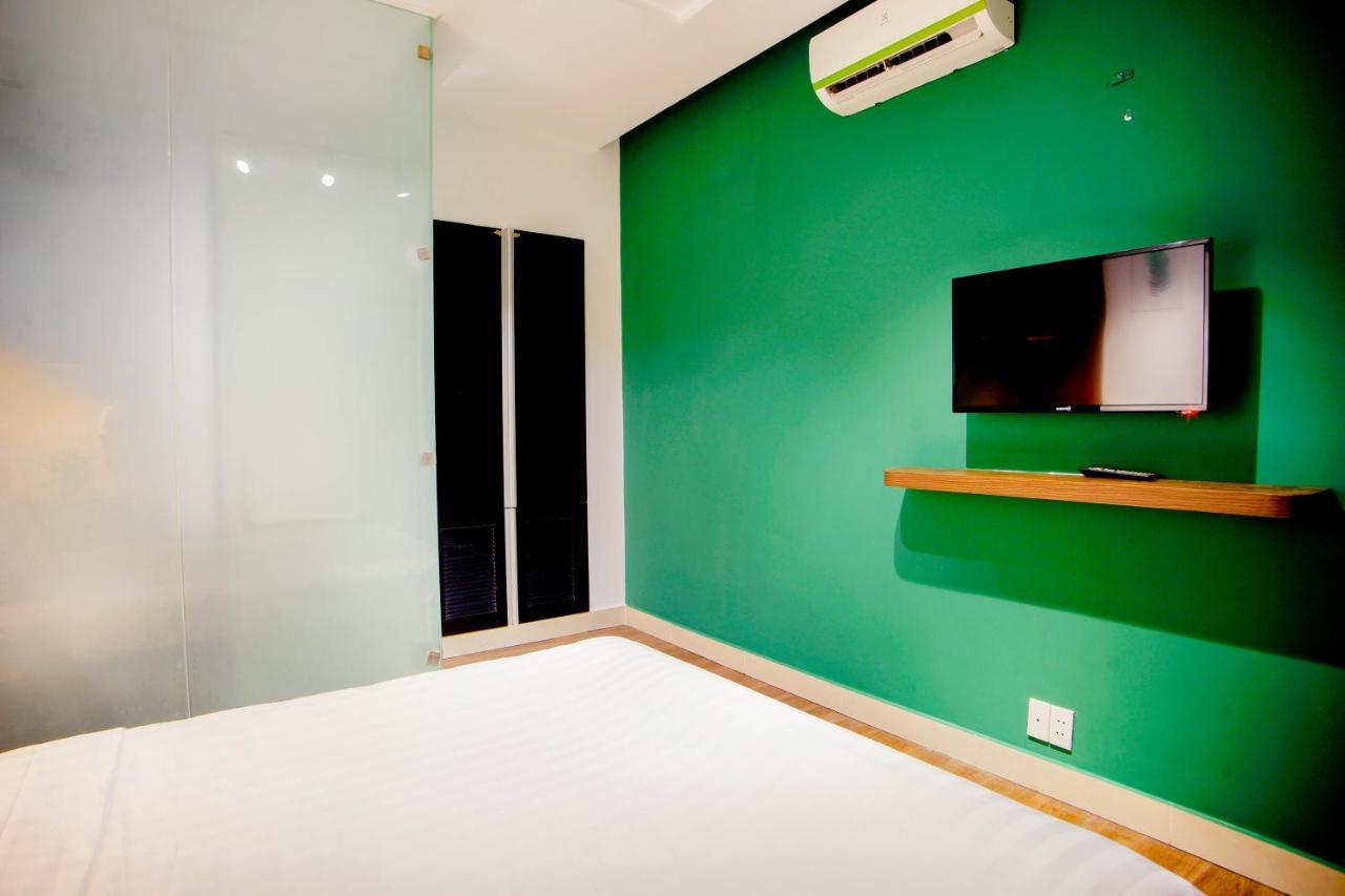 Lá Hotel Bình Tân Thành Pho Ho Chí Minh Esterno foto