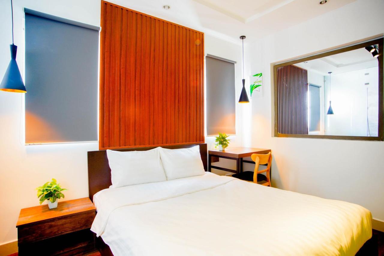 Lá Hotel Bình Tân Thành Pho Ho Chí Minh Esterno foto