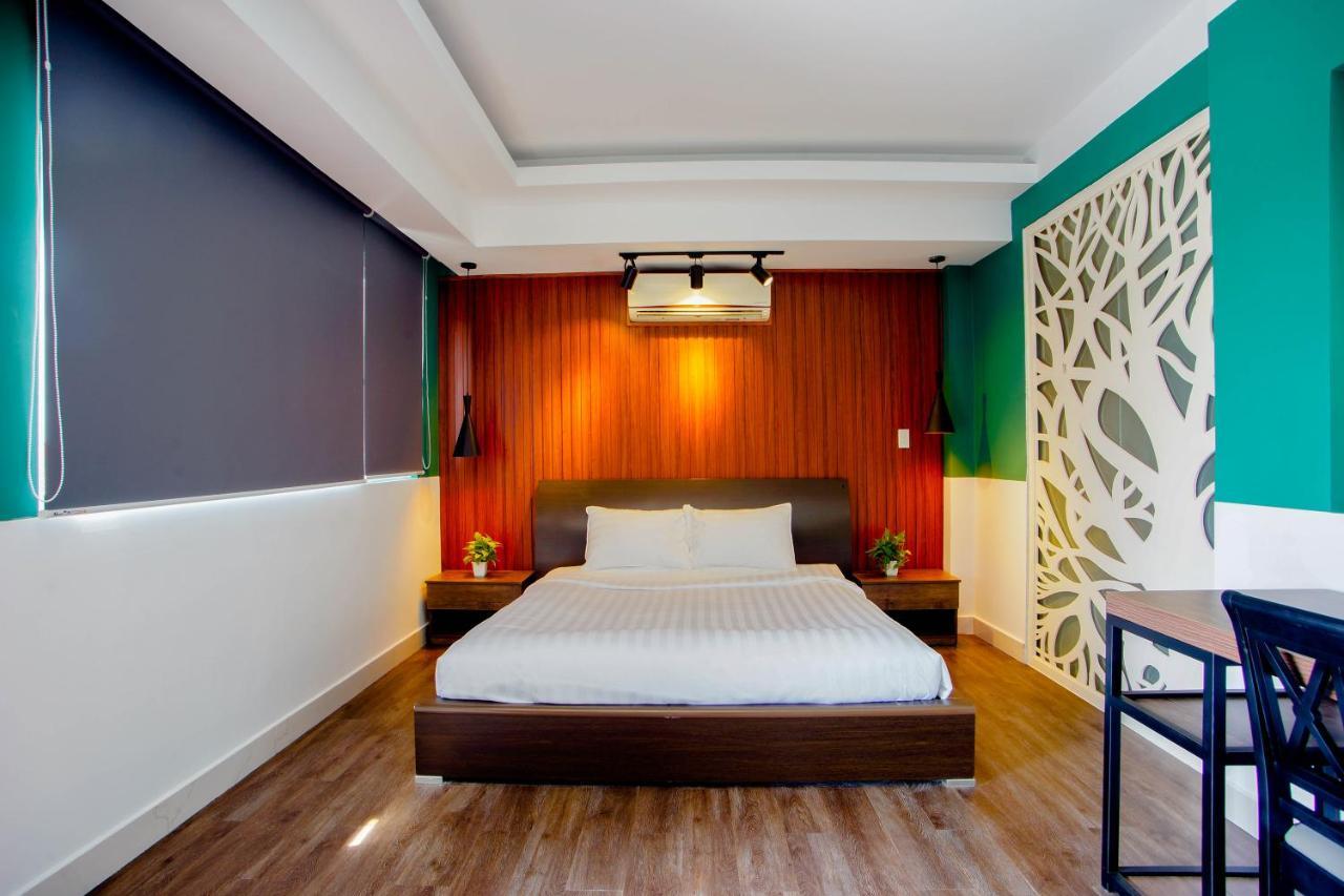 Lá Hotel Bình Tân Thành Pho Ho Chí Minh Esterno foto