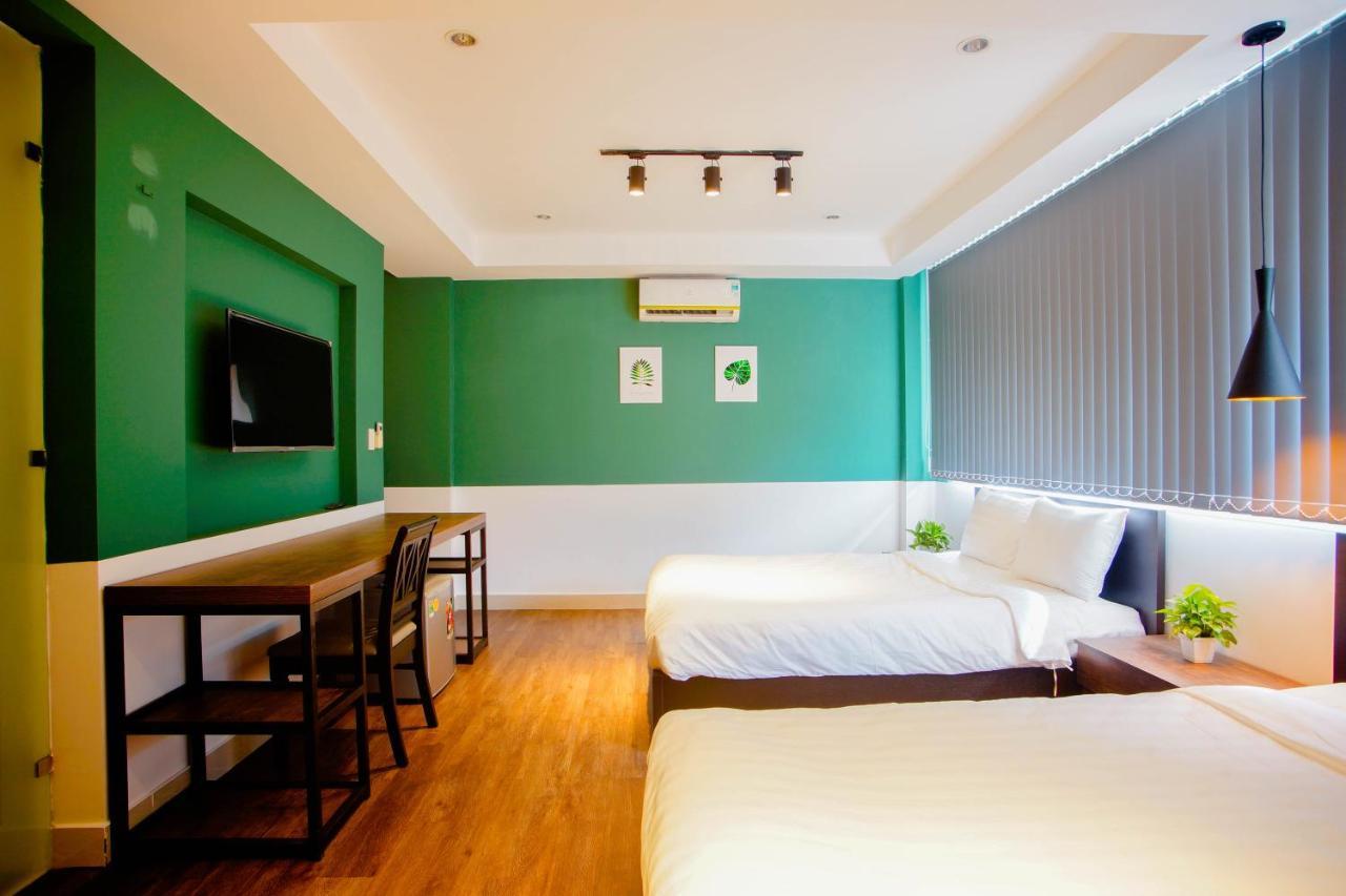 Lá Hotel Bình Tân Thành Pho Ho Chí Minh Esterno foto