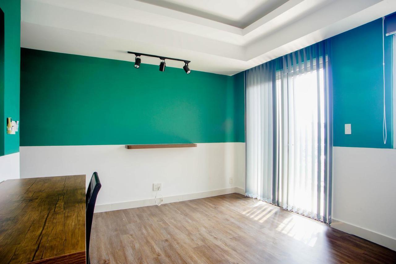 Lá Hotel Bình Tân Thành Pho Ho Chí Minh Esterno foto